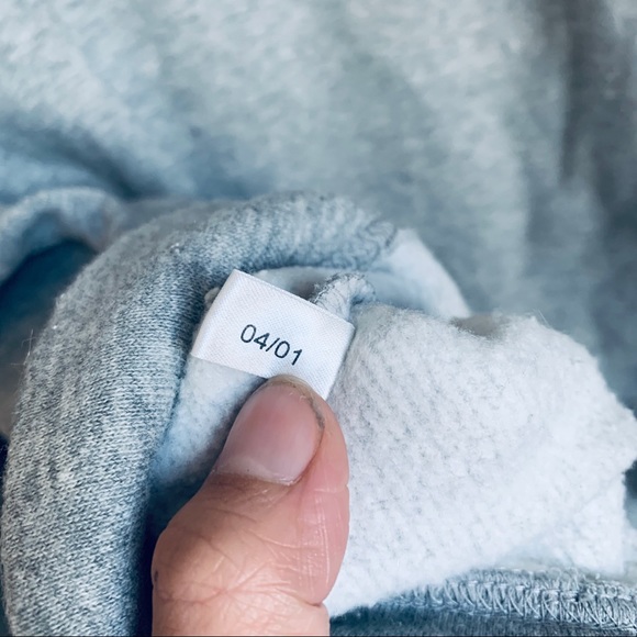 Adidas VTG 2000’s grey 1/4 zip pullover back logo - Picture 10 of 10